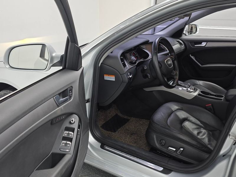 2013 Audi A4 2.0 TDI dynamic B8 photo 11