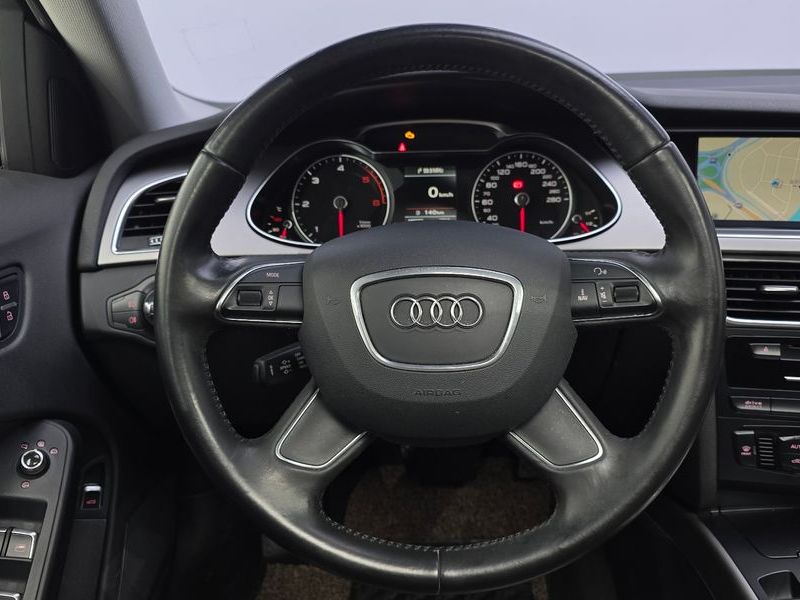 2013 Audi A4 2.0 TDI dynamic B8 photo 13