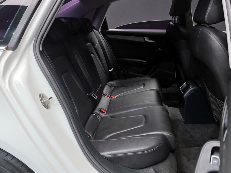 2013 Audi A4 2.0 TDI B8 photo 12