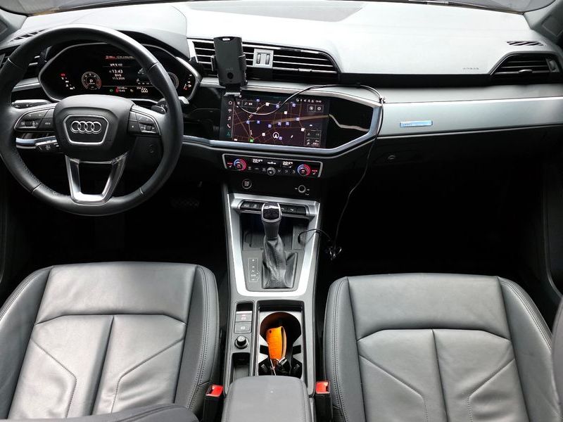 2023 Audi Q3 35 TDI Premium photo 7