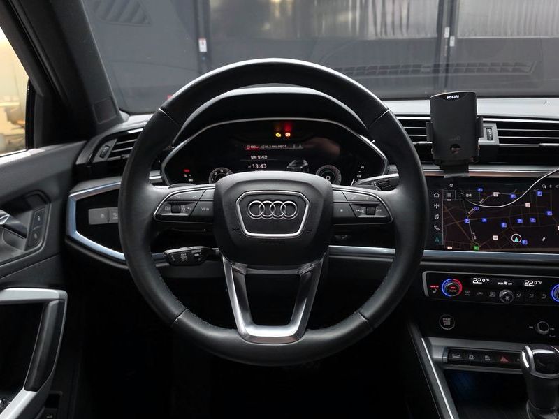 2023 Audi Q3 35 TDI Premium photo 13