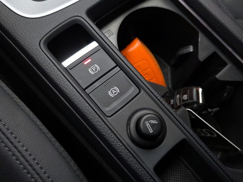 2023 Audi Q3 35 TDI Premium photo 29