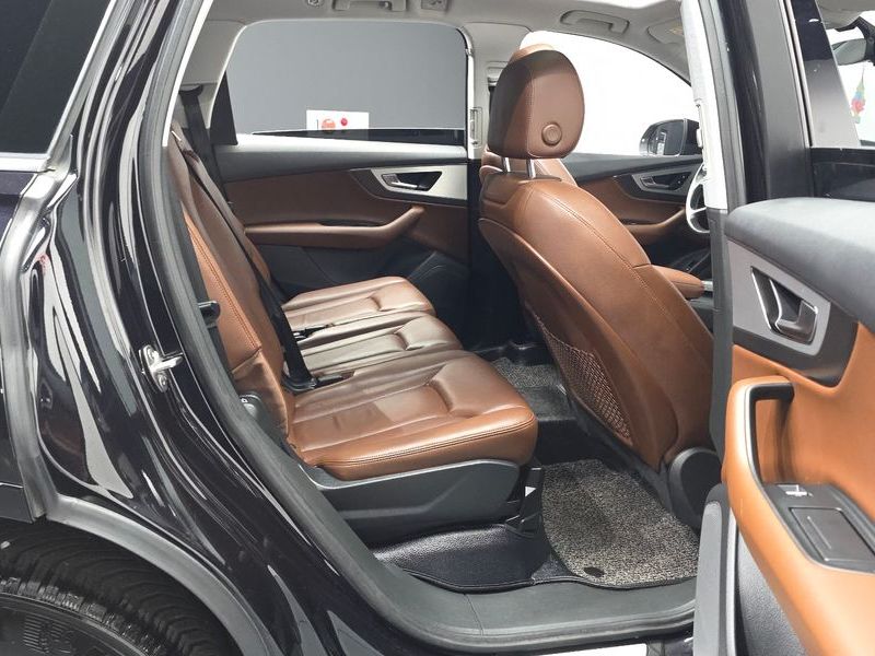 2019 Audi Q7 45 TFSI Quattro photo 12