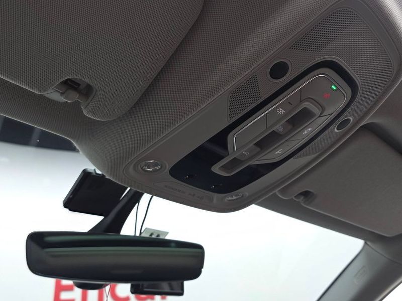 2019 Audi Q7 45 TFSI Quattro photo 17