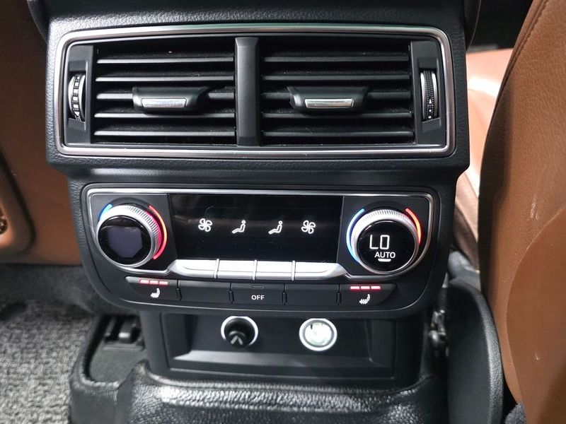 2019 Audi Q7 45 TFSI Quattro photo 19
