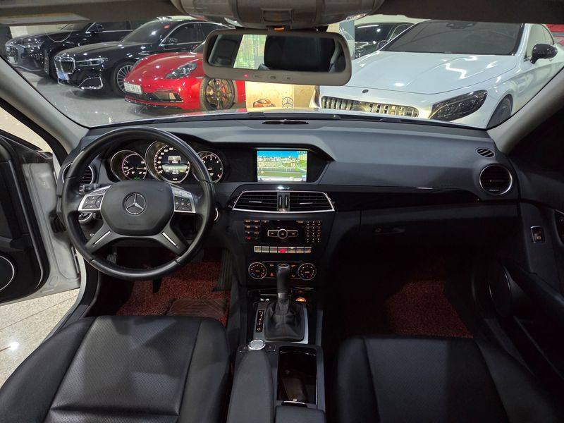 2014 Mercedes-Benz C-Class C220 CDI photo 8
