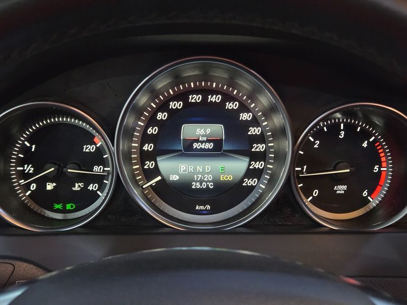 2014 Mercedes-Benz C-Class C220 CDI photo 10