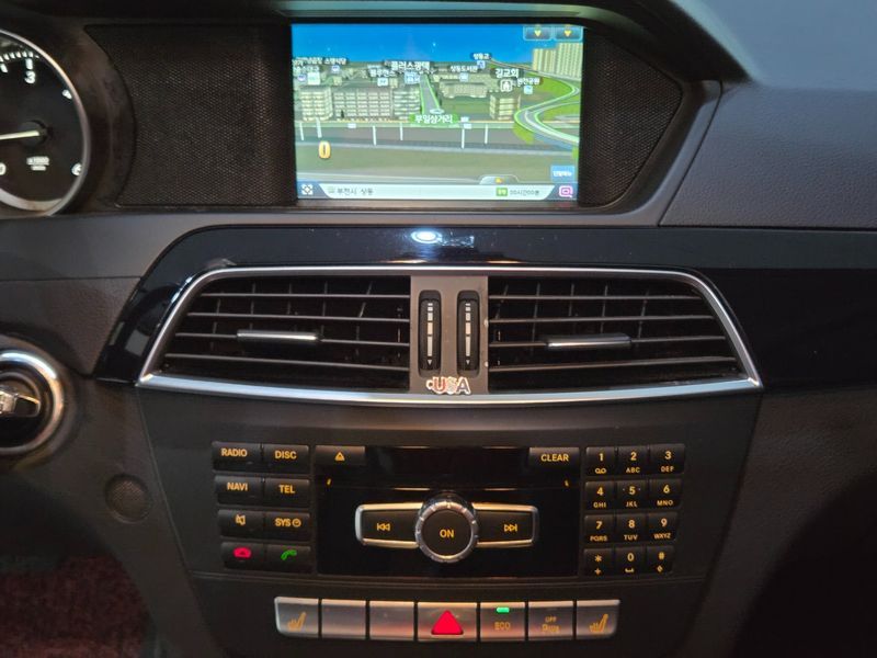 2014 Mercedes-Benz C-Class C220 CDI photo 11