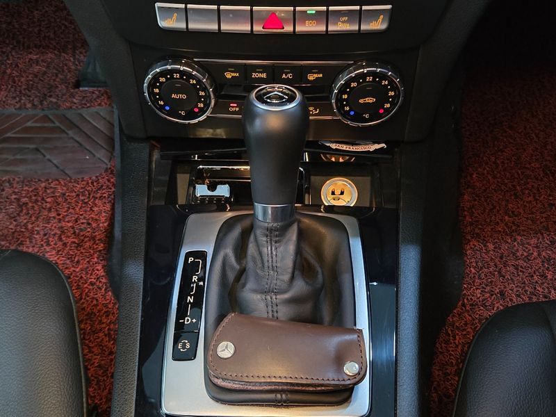 2014 Mercedes-Benz C-Class C220 CDI photo 13