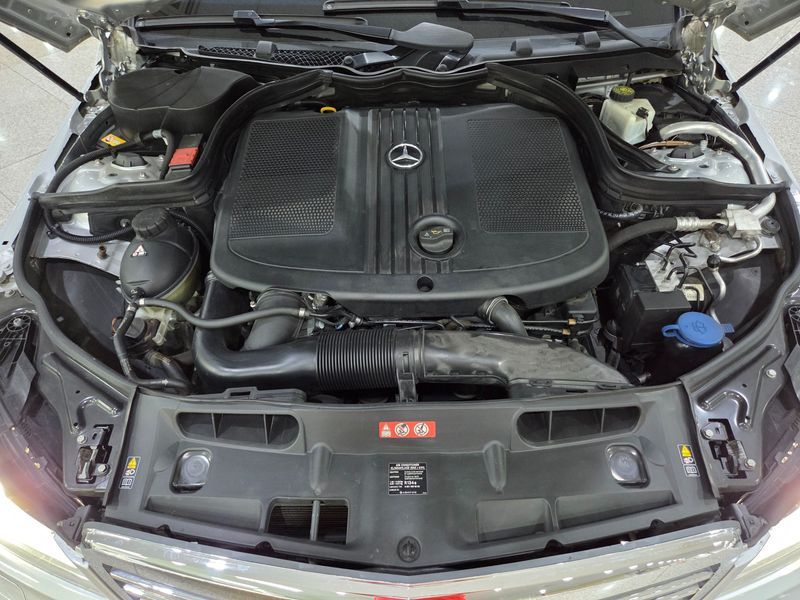 2014 Mercedes-Benz C-Class C220 CDI photo 18