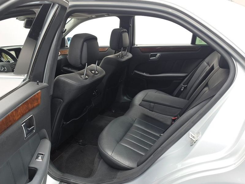 2012 Mercedes-Benz E-Class E300 Elegance photo 11