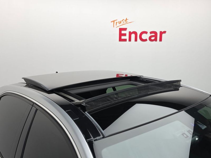 2012 Mercedes-Benz E-Class E300 Elegance photo 20