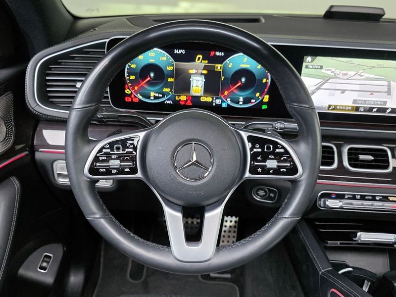 2022 Mercedes-Benz E-Class GLE400d 4MATIC Coupe photo 13
