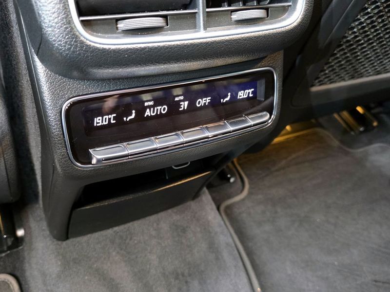 2022 Mercedes-Benz E-Class GLE400d 4MATIC Coupe photo 30