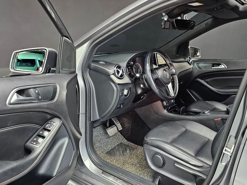 2013 Mercedes-Benz B-클래스 W246 B200 CDI Blue efficiency Sport pack photo 13