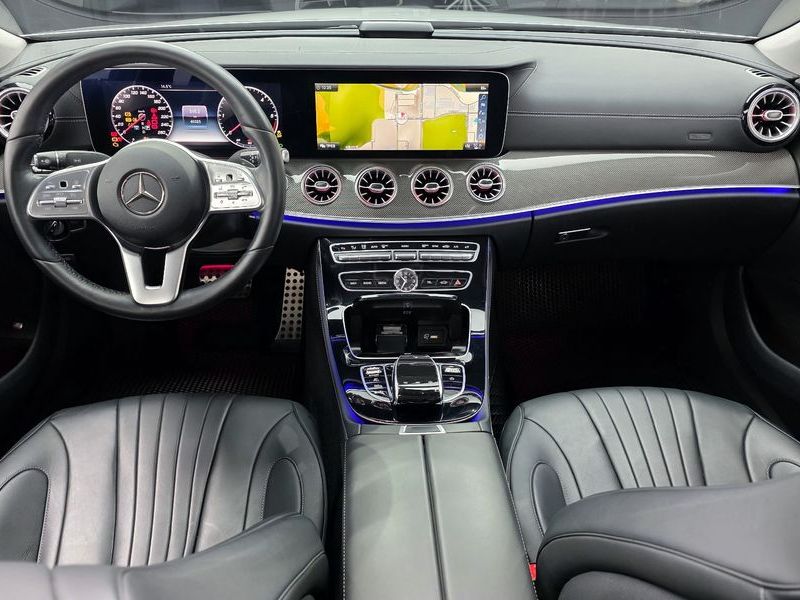 2019 Mercedes-Benz S-Class CLS300d AMG Line photo 7