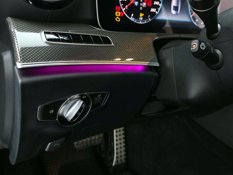 2019 Mercedes-Benz S-Class CLS300d AMG Line photo 16