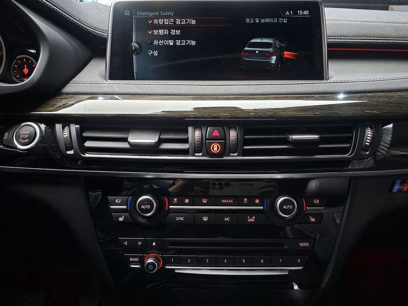 2017 BMW X6 xDrive 30d photo 15