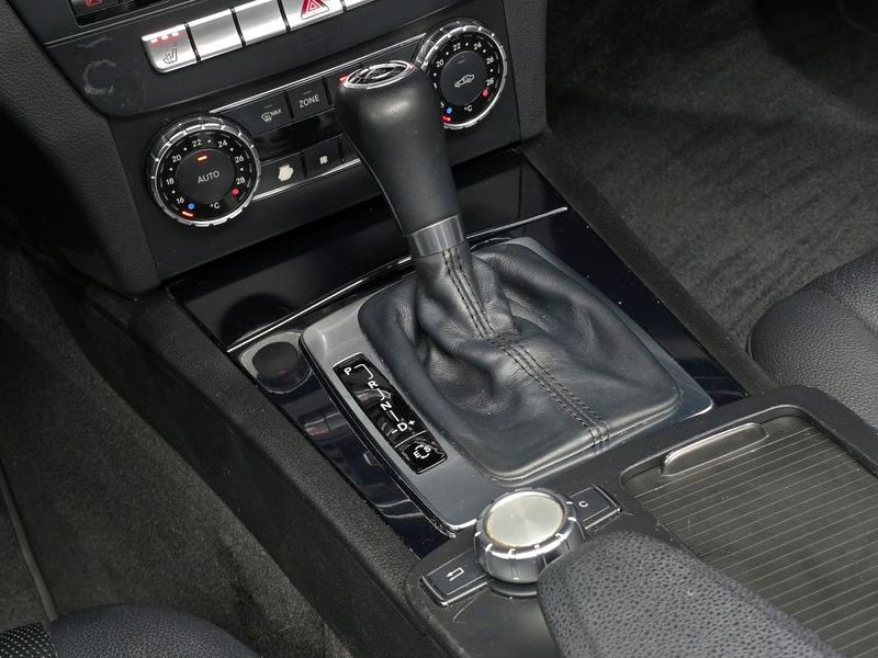 2014 Mercedes-Benz C-Class C200 CGI photo 9