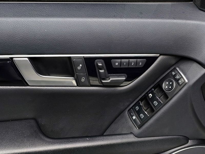 2014 Mercedes-Benz C-Class C200 CGI photo 18