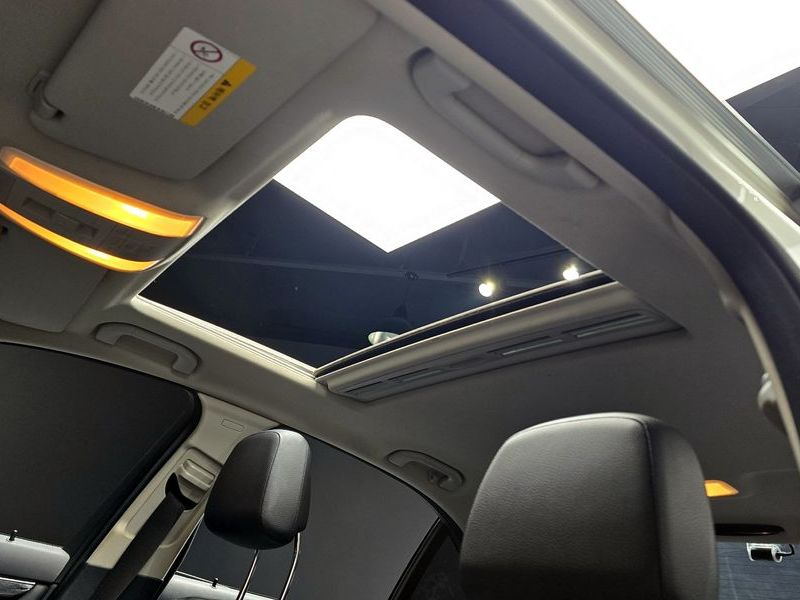 2014 Mercedes-Benz C-Class C200 CGI photo 19