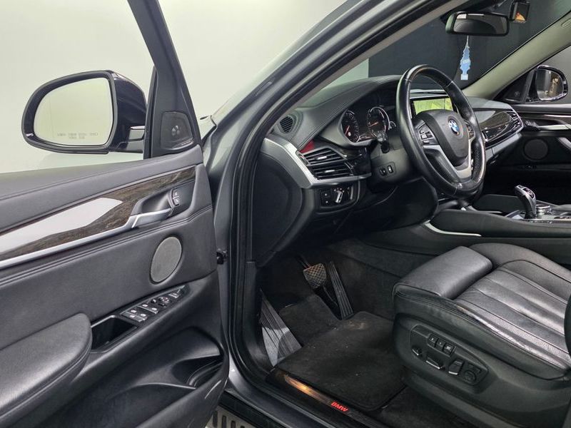 2016 BMW X6 xDrive 40d photo 10