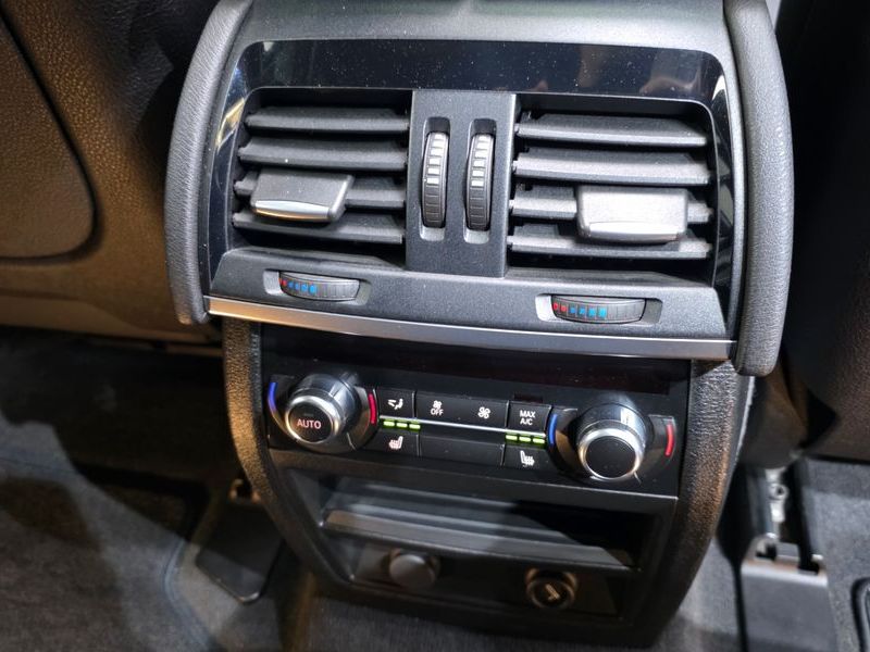 2016 BMW X6 xDrive 40d photo 19