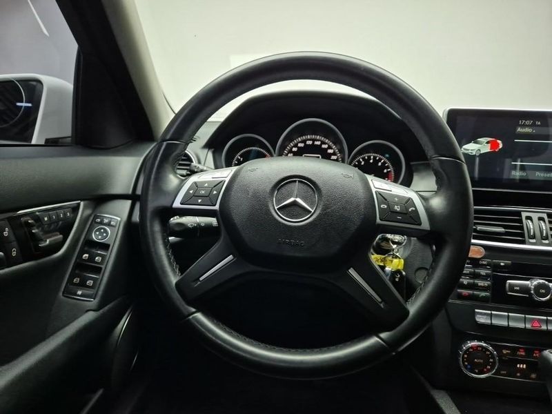 2012 Mercedes-Benz C-Class C200 CGI AVANTGARDE photo 19
