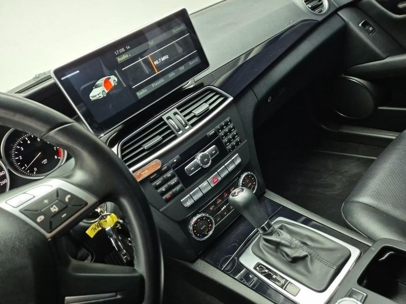 2012 Mercedes-Benz C-Class C200 CGI AVANTGARDE photo 20