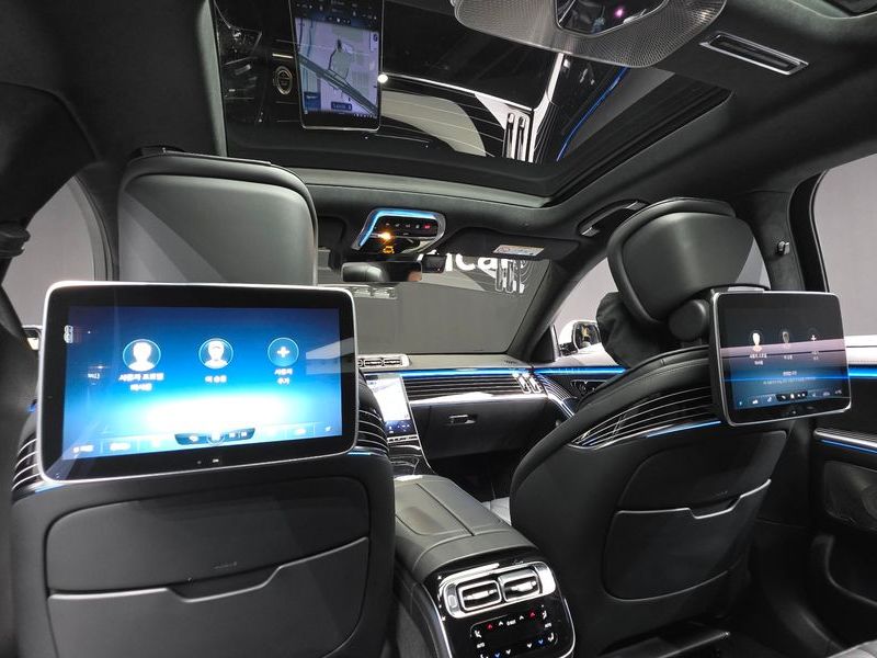 2023 Mercedes-Benz S-Class S580L 4MATIC photo 30