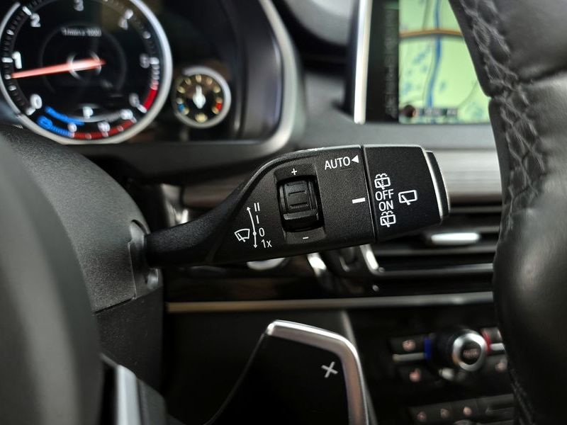 2016 BMW X5 xDrive 40d photo 18