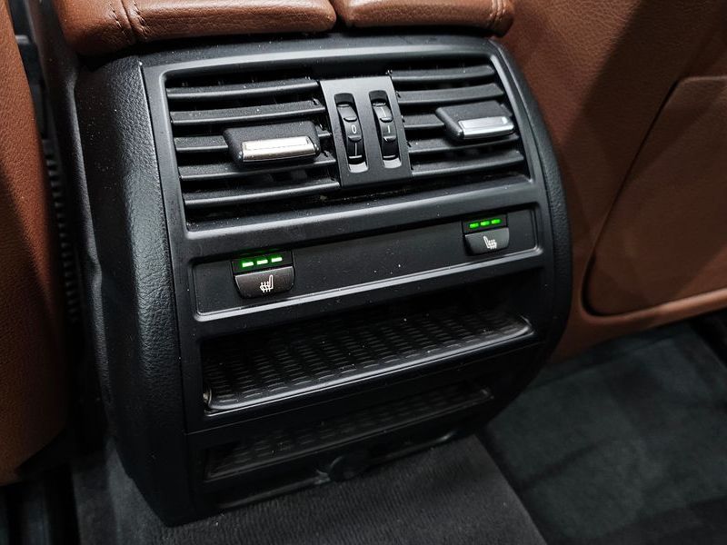 2016 BMW 5 Series 520d M Aero Dynamic photo 19