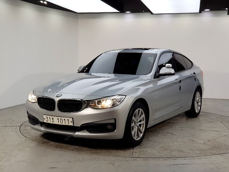 2014 BMW 3 Series GT 320d photo 1