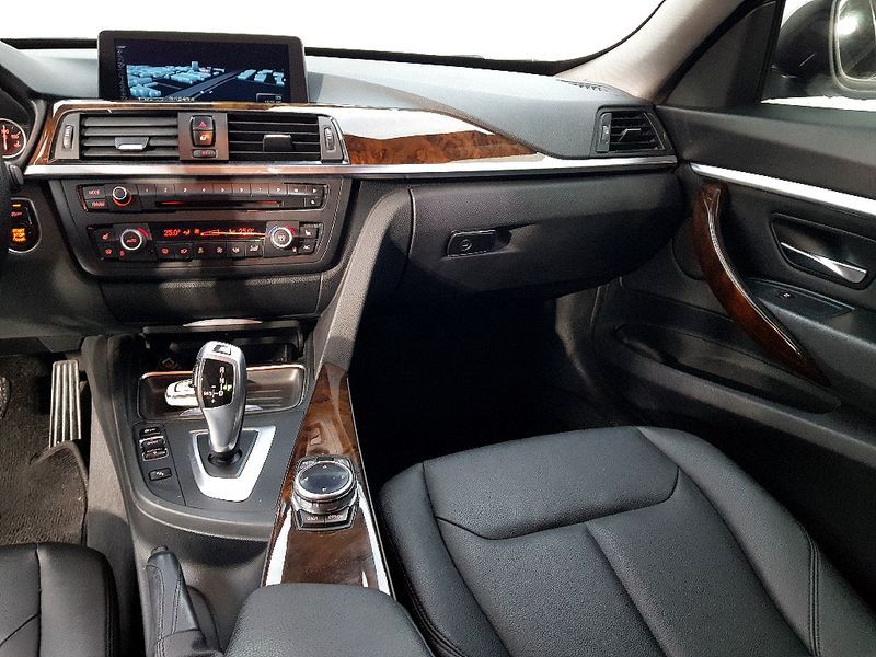 2014 BMW 3 Series GT 320d photo 10