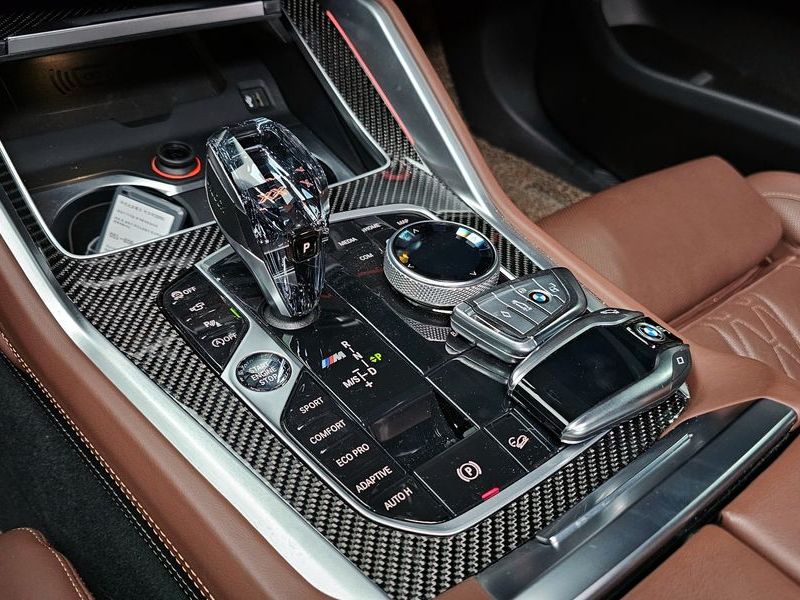 2020 BMW X6 M50i photo 9