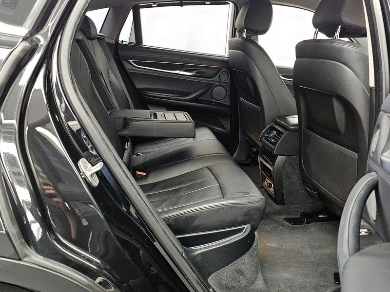 2015 BMW X6 xDrive 30d photo 12