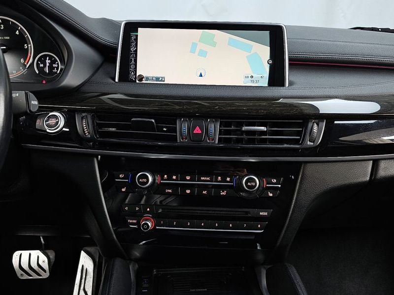 2015 BMW X6 xDrive 30d photo 14