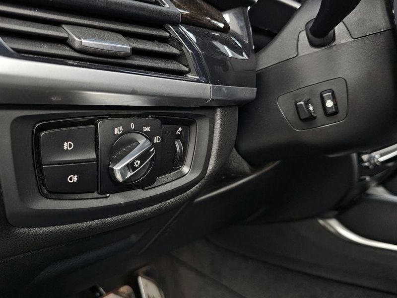 2015 BMW X6 xDrive 30d photo 16
