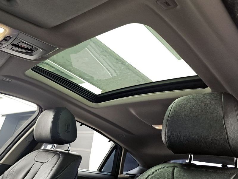 2015 BMW X6 xDrive 30d photo 18