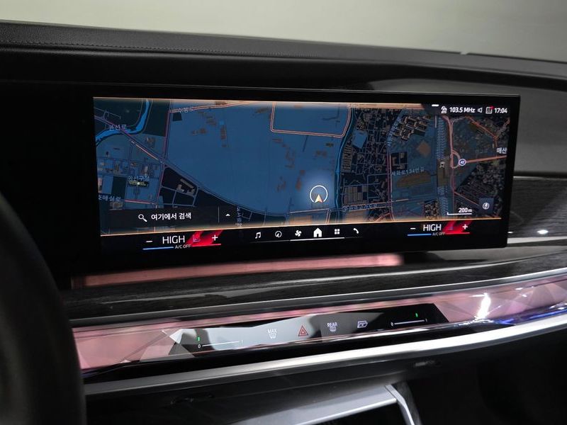 2024 BMW 7 Series 740d xDrive M Sport photo 15