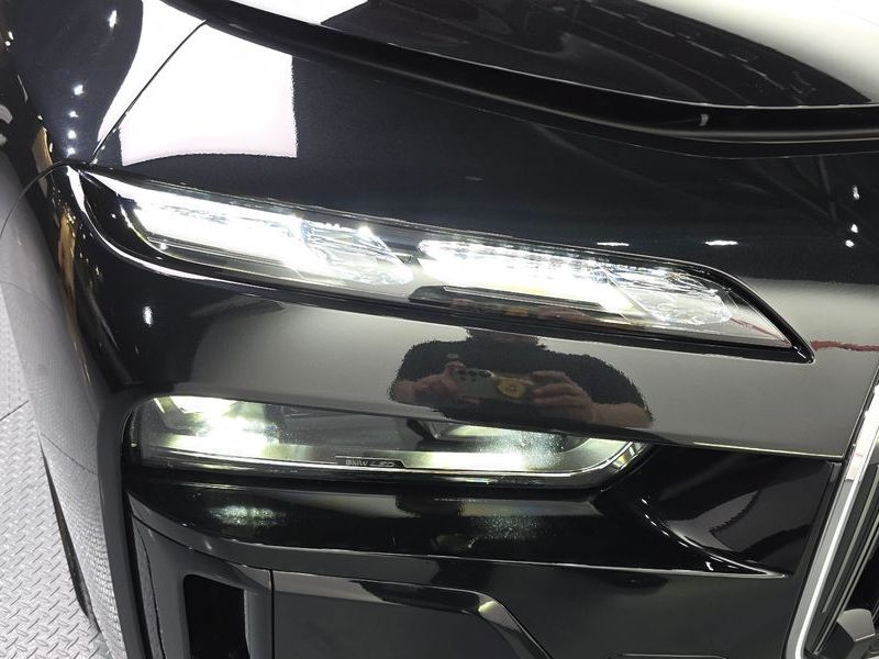 2024 BMW 7 Series 740d xDrive M Sport photo 23