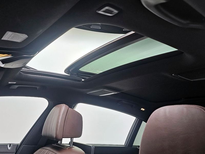 2019 BMW 7 Series 740Li xDrive M Sport Package photo 19