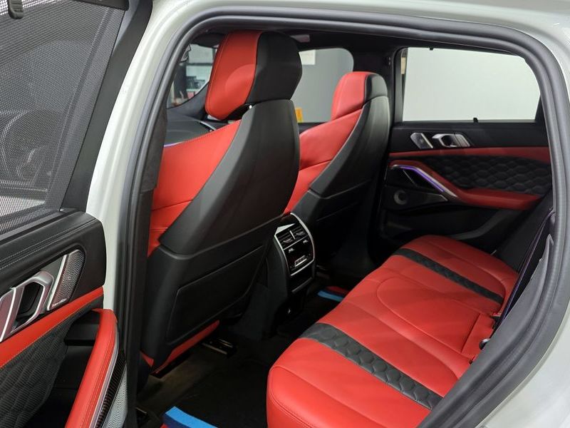 2023 BMW X6 4.4 Competition photo 11