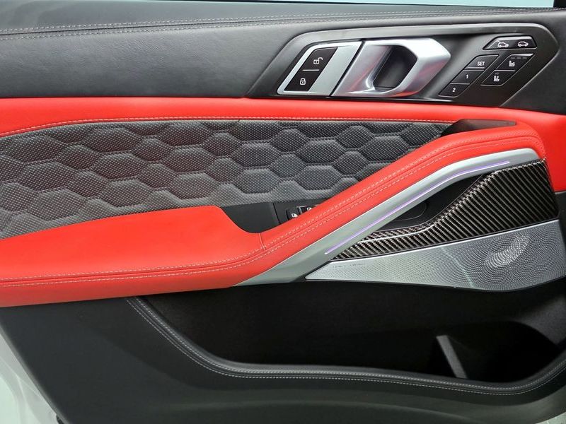 2023 BMW X6 4.4 Competition photo 24