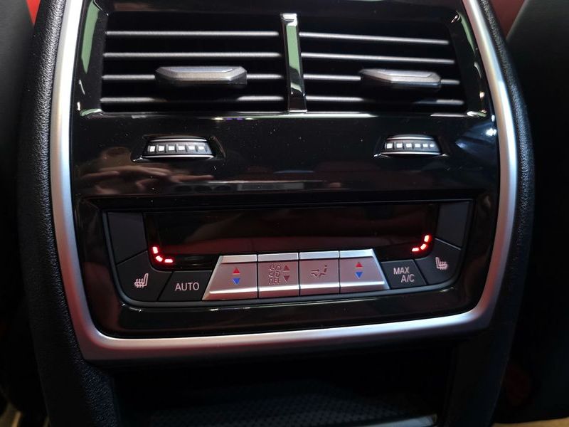 2023 BMW X6 4.4 Competition photo 28