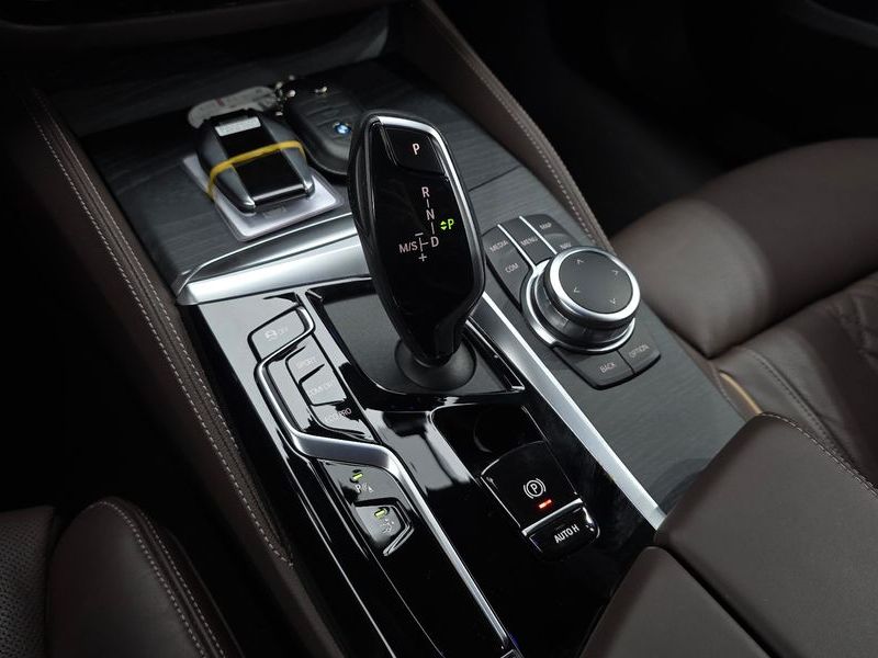 2022 BMW 6시리즈 GT 620d M Sport photo 9