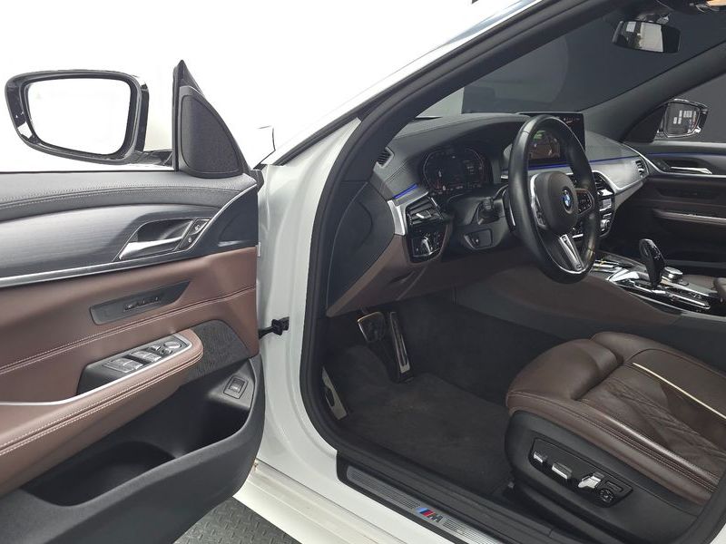 2022 BMW 6시리즈 GT 620d M Sport photo 11