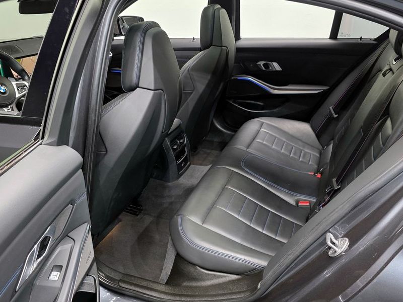 2022 BMW 3 Series M340i Performance photo 12