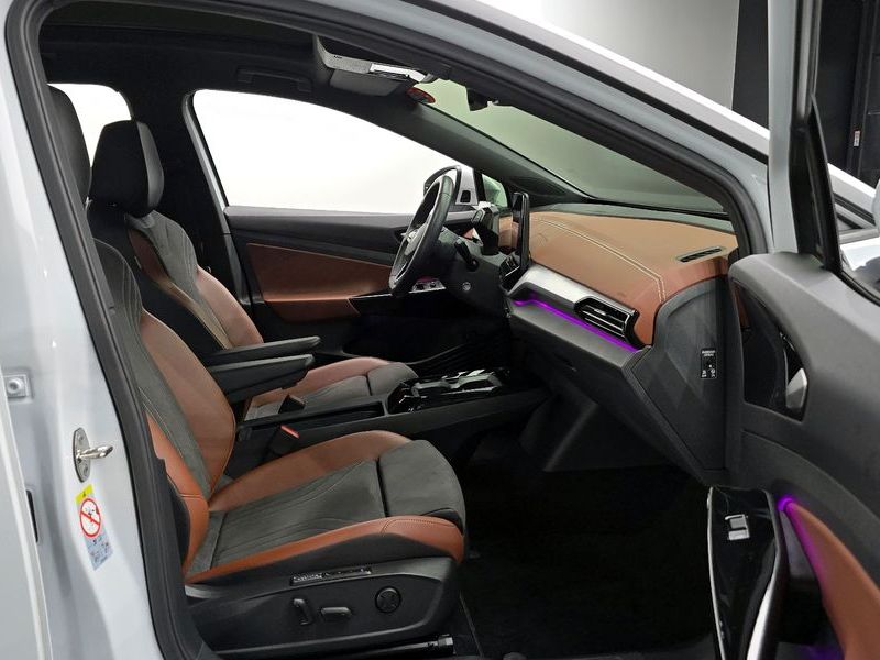 2022 Volkswagen ID.4 Pro photo 11