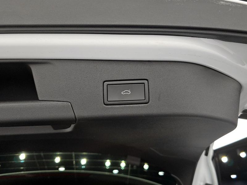 2022 Volkswagen ID.4 Pro photo 20